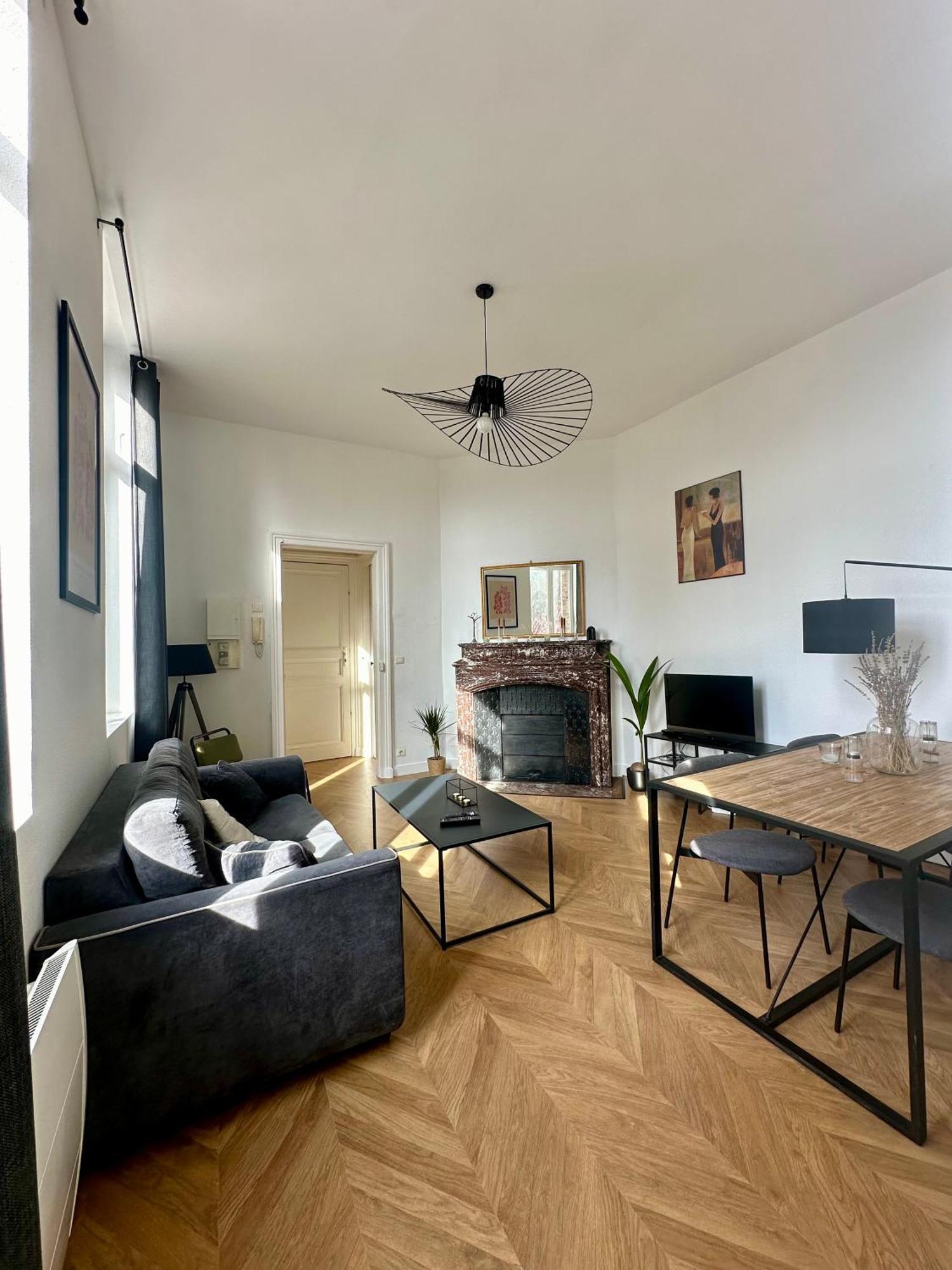 Spacieux Appt Haussmannien Parking Prive Appartement Amiens Buitenkant foto